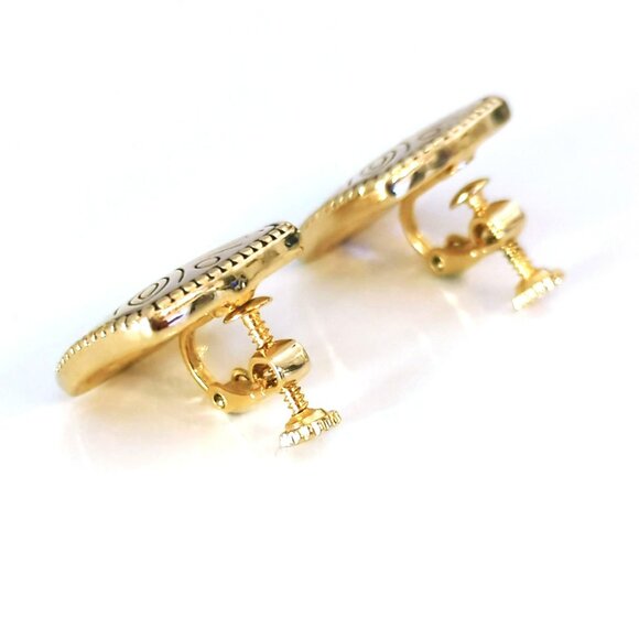 Vintage Gold Tone Square Floral Design Screw Back Earrings - Picture 3 of 4